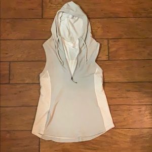 CALIA effortless sleeveless hoodie